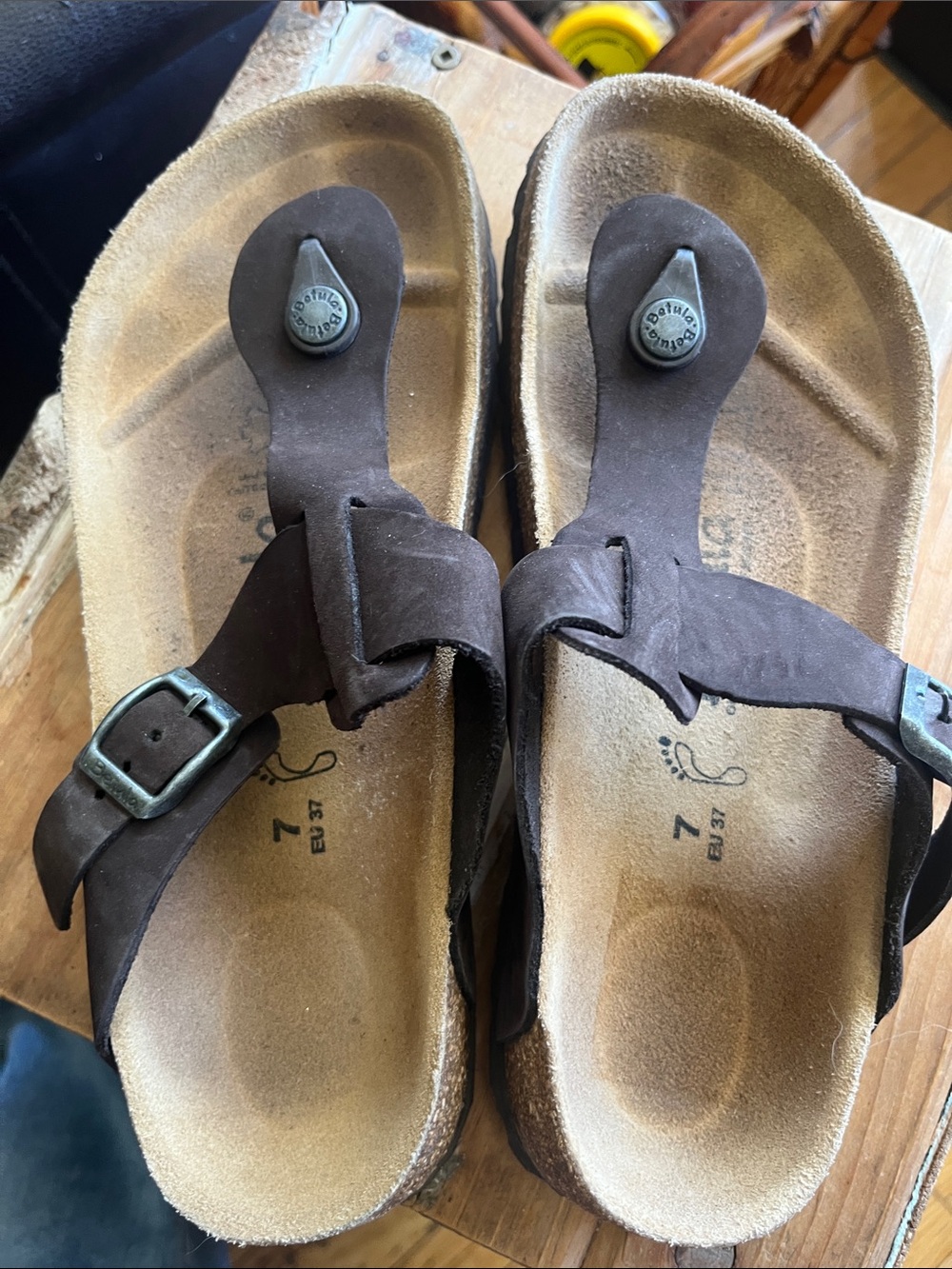 Brown Suede Women’s Toe-Post Slingback Slippers